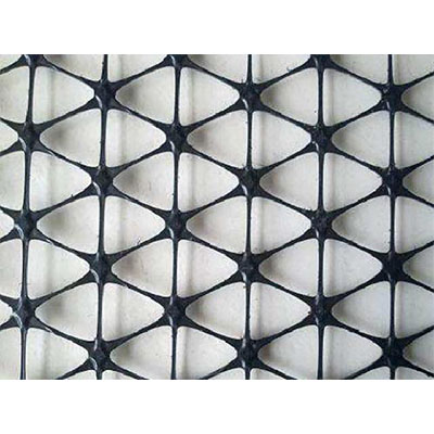 Triaxial geogrid